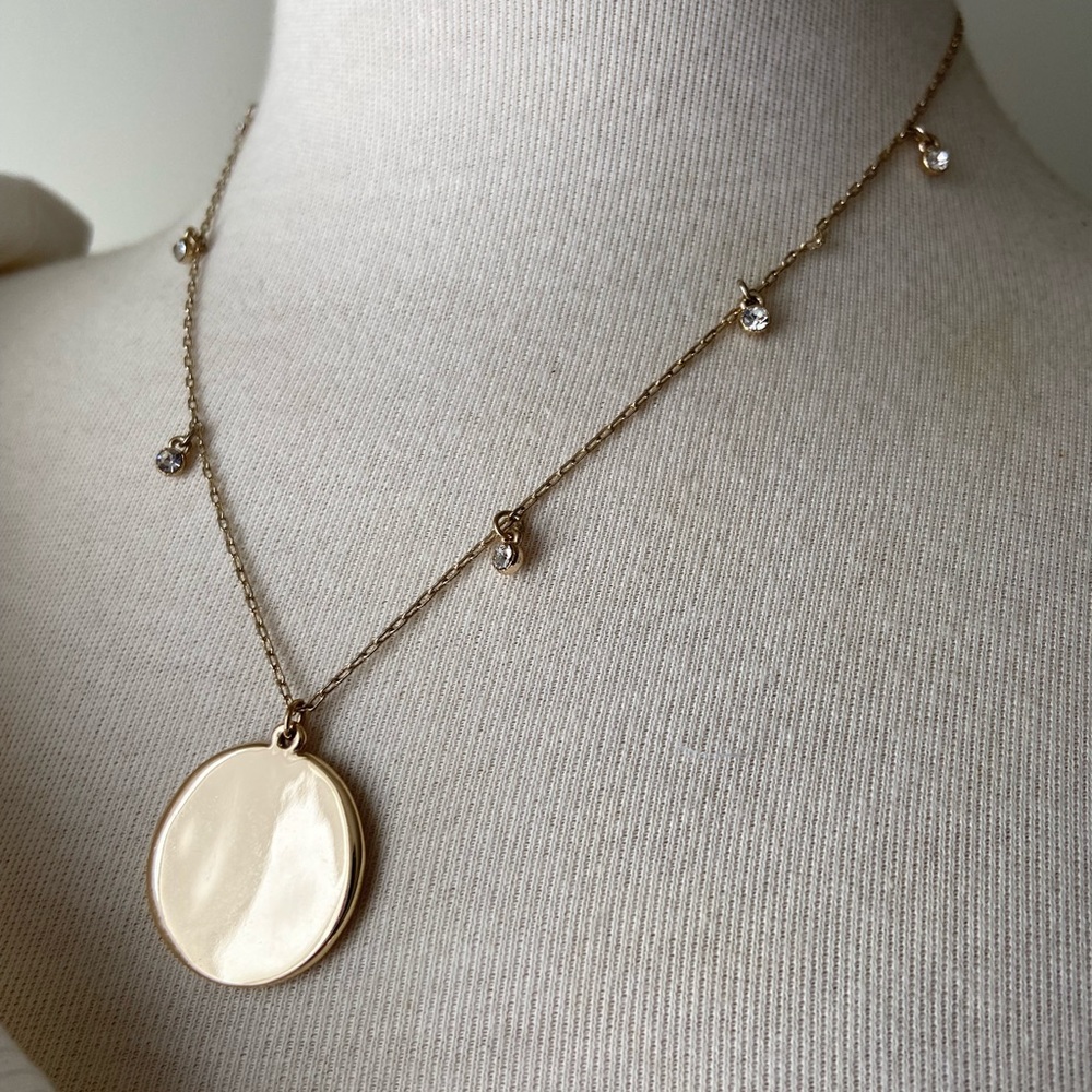 Banana Republic gold colour necklace